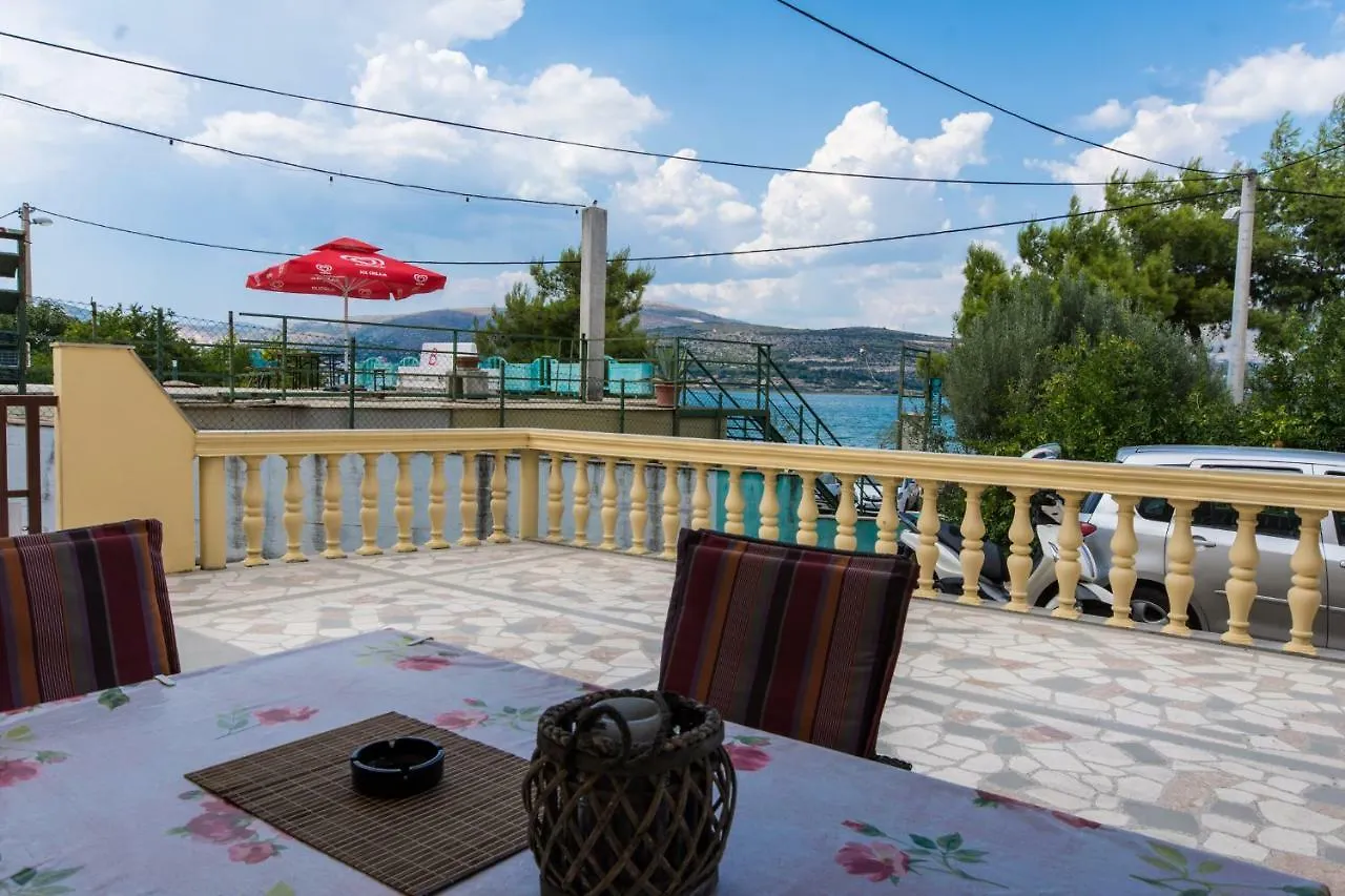 Apartment Apartman Maja Trogir