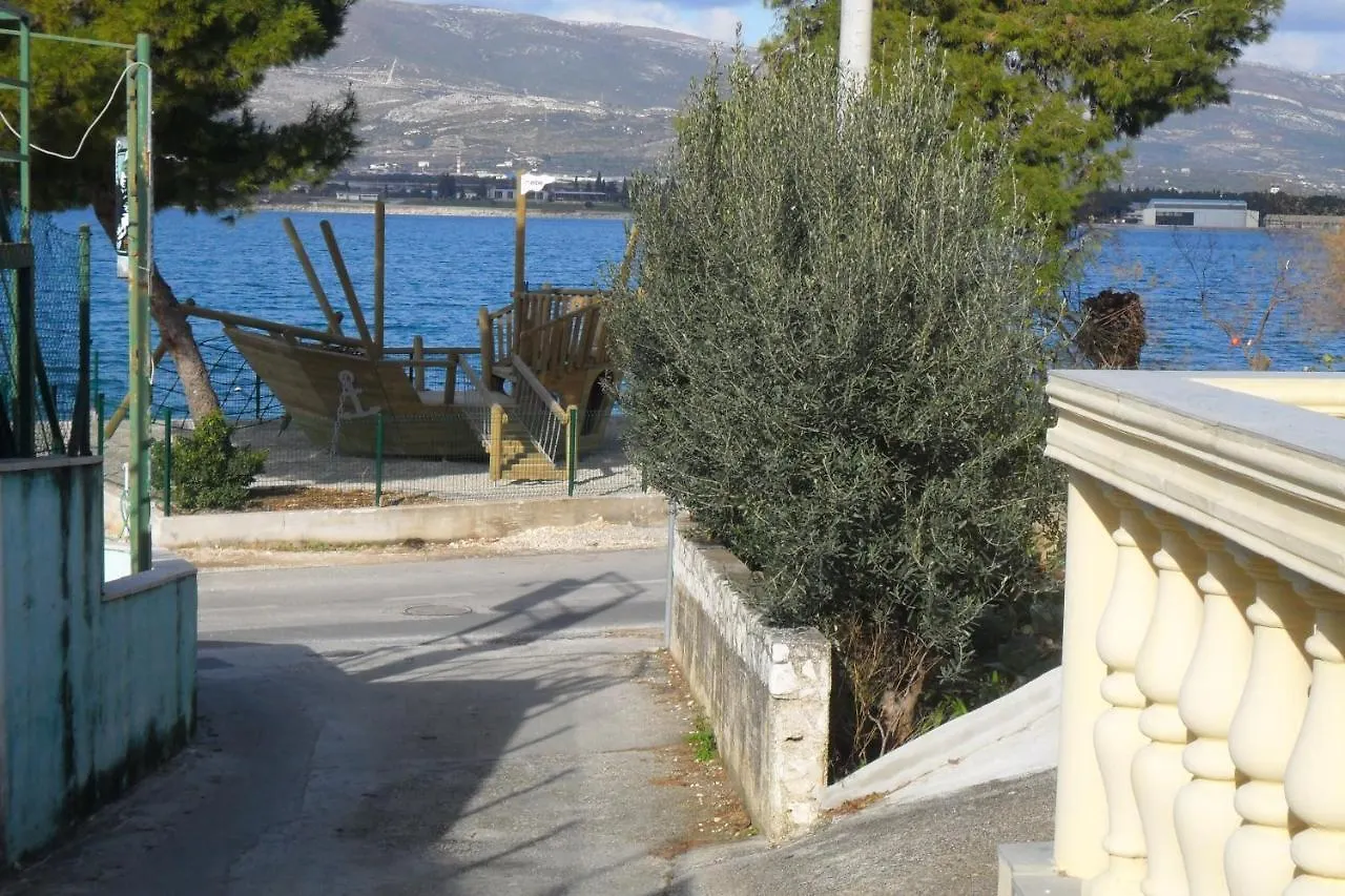 Apartman Maja Trogir Lägenhet