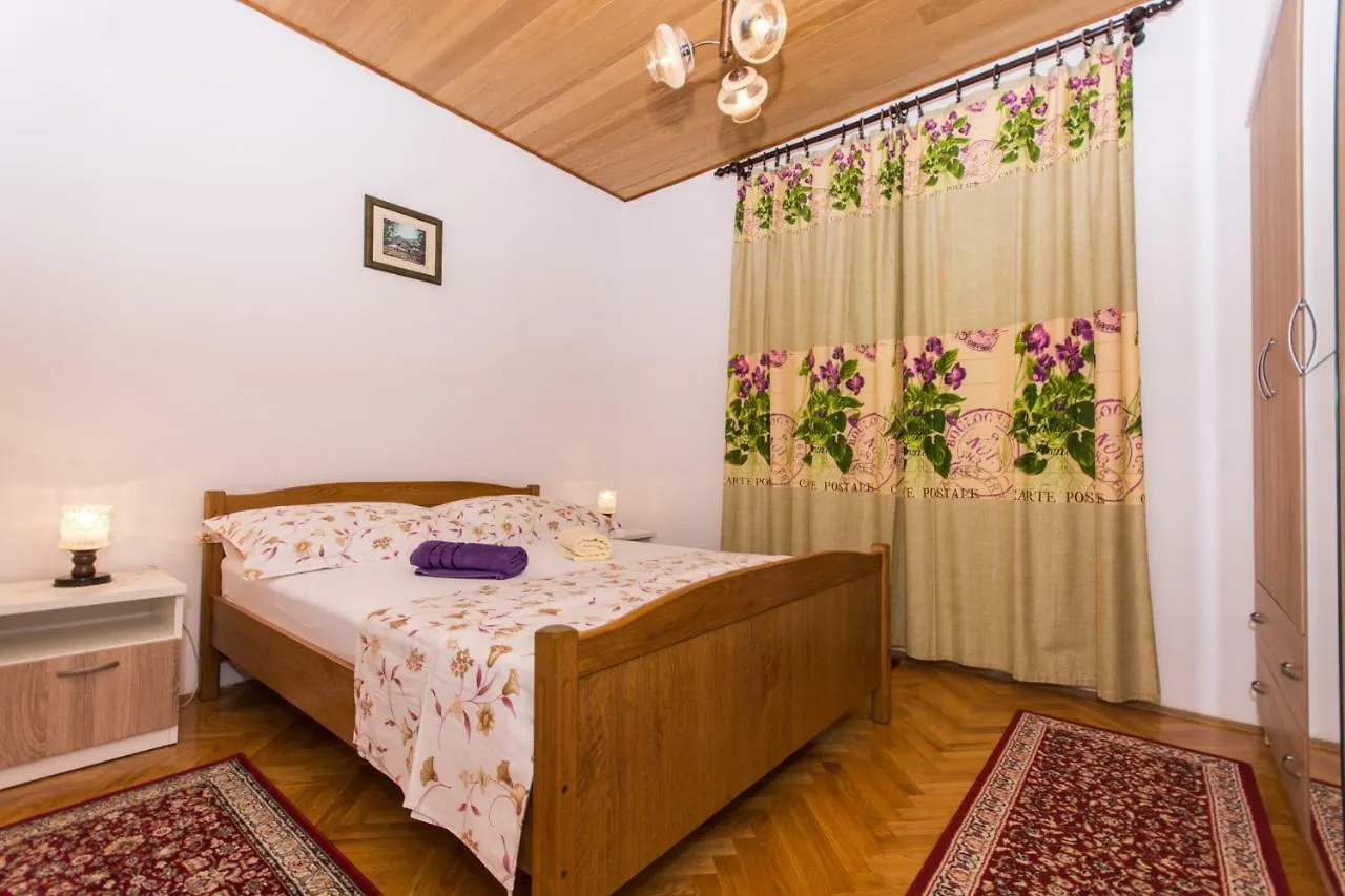 Apartman Maja